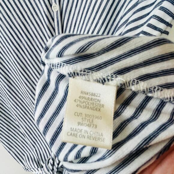 Max Studio Size 2X striped Knit top blue white - Picture 6 of 9
